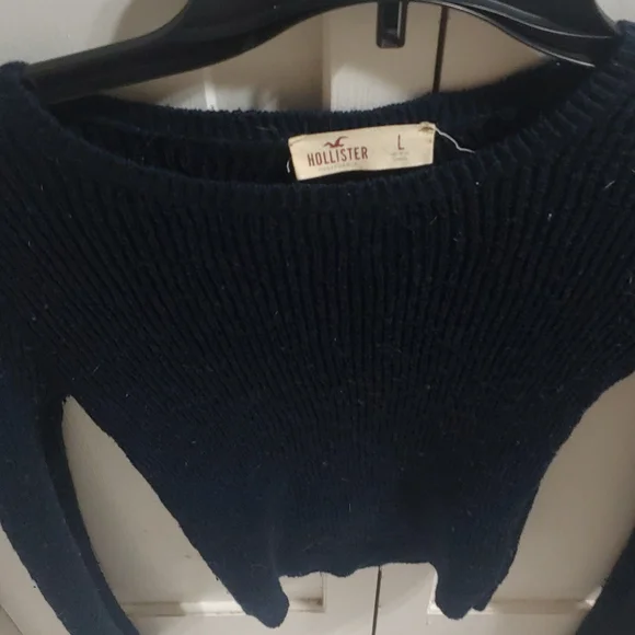 Hollister Cropped Navy Blue Sweater...Very Cute Sz L - Picture 2 of 3